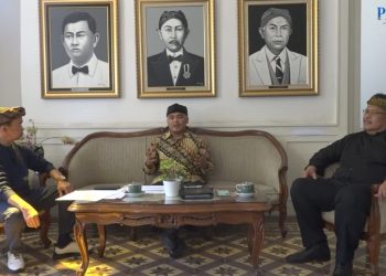 Prof.T. Subarsyah Meninggal Dunia