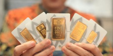 Harga Emas Antam Turun