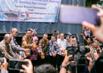 bank bjb berperan aktif dalam Launching Program KUMITRA di Sukabumi, mendukung pelaku UMKM termasuk penyandang disabilitas dengan pembiayaan KUR, pendampingan usaha, dan literasi keuangan. (Ist)