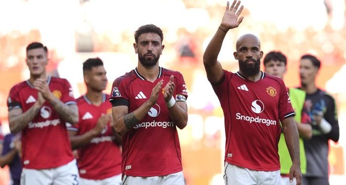 Bruno Fernandes bermain cerdik hingga memudahkan Bryan Mbeumo mencetak gol kedua ke gawang Brighton & Hove Albion. (Foto: Nick Potts/PA Images via Getty Images)