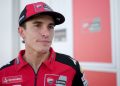 Pembalap Ducati Lenovo, Marc Marquez, setelah mengalami kecelakaan pada balapan MotoGP Indonesia di Sirkuit Mandalika, Lombok, Nusa Tenggara Barat, 5 Oktober 2025. (MOTOGP.COM)