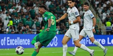 Laga Arab Saudi vs Irak berakhir imbang tanpa gol. (REUTERS/Stringer)