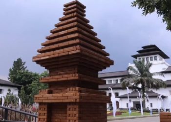 Gerbang utama Gedung Sate