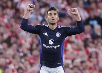 Casemiro dikabarkan mau turun gaji untuk bertahan di Manchester United. (Foto: NurPhoto via Getty Images/NurPhoto)