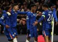 Estevao merayakan gol dengan rekan satu timnya dalam pertandingan sepak bola fase liga Liga Champions antara Chelsea vs Barcelona di Stamford Bridge di London pada 25 November 2025. (Foto oleh Adrian Dennis / AFP)(AFP/ADRIAN DENNIS)