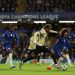 Lamine Yamal dibayangi Marc Cucurella dalam pertandingan sepak bola fase liga Liga Champions antara Chelsea vs Barcelona di Stamford Bridge di London pada 25 November 2025. (Foto oleh Adrian Dennis / AFP)(AFP/ADRIAN DENNIS)