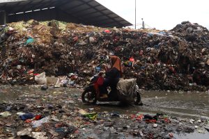 Sampah Pasar Caringin