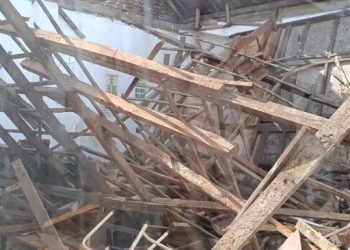 SMP Pasundan 1 ambruk