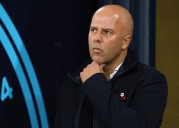 Arne Slot enggan membahas persaingan juara Premier League usai Liverpool dikalahkan Manchester City (Foto: REUTERS/Phil Noble)