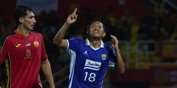 Adam Alis. (Foto: Official Persib)