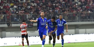 Selebrasi pemain Persib usai mencetak gol ke gawang Madura United. (Foto: Official Persib)