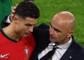 Cristiano Ronaldo mendapatkan pembelaan dari Roberto Martinez usai diganjar kartu merah dalam laga Republik Irlandia vs Portugal.(RONNY HARTMANN/AFP)