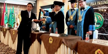 Hendrikus Umadato Raih Gelar Doktor Ilmu Manajemen Pascasarjana Unpas, Bahas Kinerja Militer