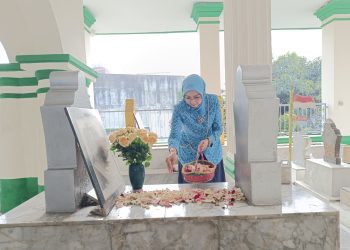 ziarah Dewi Sartika