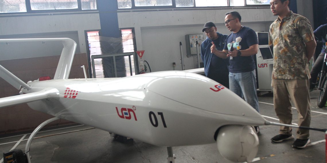 PT Len Industri Produksi Drone UAV dan Becak Listrik, Drone UAV BLOS Indonesia, Target Drone Jet PT Len, Becak Listrik Bandung, Teknologi Pertahanan Nasional. (Eci/pasjabar)