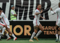 Selebrasi pemain Malut United FC saat membobol gawang Borneo FC Samarinda. (instagram @malutunitedfc)