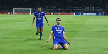 Persib Puncak Klasemen