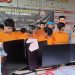 Polres Cimahi gerebek rumah markas judi online di Batujajar, KBB. Empat pemuda ditangkap karena jadi CS 7 situs judi Kamboja dengan gaji Rp5 juta sebulan. (Uby/pasjabar)