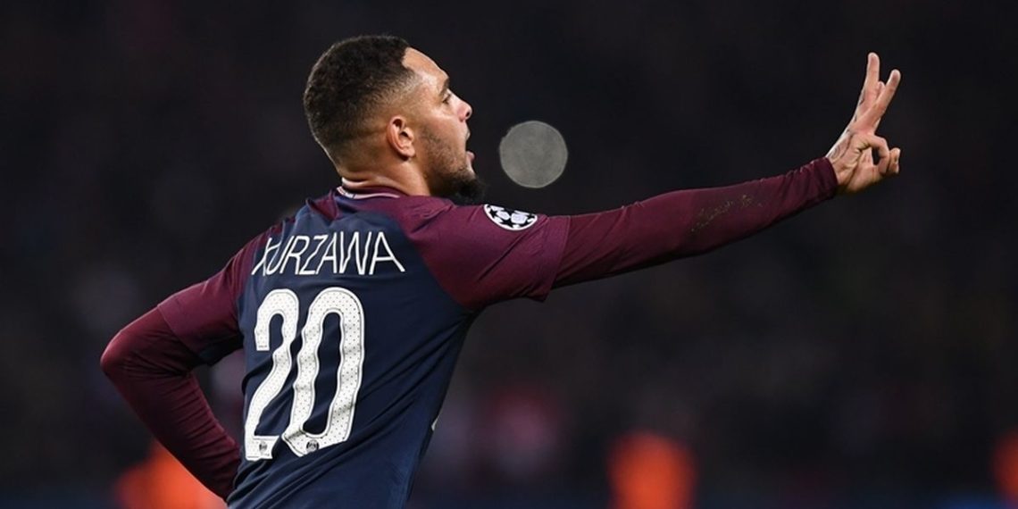 Layvin Kurzawa disebut masuk radar Persib Bandung pada bursa transfer, menyusul kabar adanya komunikasi antara klub Super League tersebut dengan mantan pemain Paris Saint-Germain.(FRANCK FIFE/AFP)