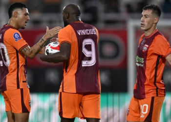 Borneo FC kembali ke puncak klasemen setelah kalahkan PSM Makassar. (Instagram/@borneofc.id)