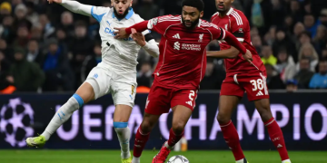 Liverpool hajar Marseille 3-0 di Liga Champions. Dominik Szoboszlai jadi bintang, sementara Mohamed Salah tampil buruk di laga comeback. (AFP)