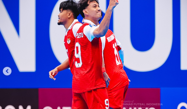 Timnas Futsal Indonesia lolos ke perempat final Piala Asia 2026 usai bekuk Kyrgyzstan 5-3. (Instagram/@timnasfutsal)