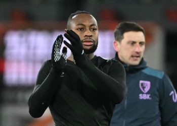 Winger Bournemouth, Antoine Semenyo, menjalani tes medis untuk Man City pada Kamis (8/1/2026) dan gagal direkrut Man United. (JUSTIN TALLIS/AFP)