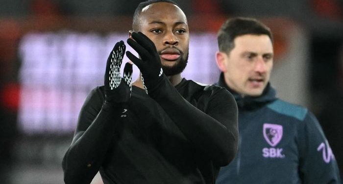 Winger Bournemouth, Antoine Semenyo, menjalani tes medis untuk Man City pada Kamis (8/1/2026) dan gagal direkrut Man United. (JUSTIN TALLIS/AFP)