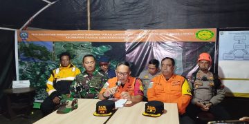 Tim SAR evakuasi 83 jenazah longsor Cisarua hingga 2 Februari 2026. (Uby/pasjabar)