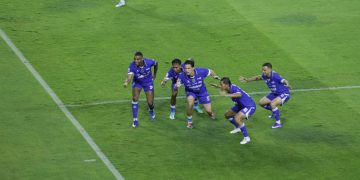 Selebrasi para pemain Persib usai Thom Haye mencetak gol ke gawang Malut United. (Foto: Official Persib)