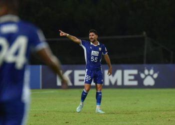 frans putros pemain persib