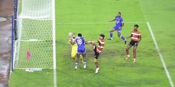 Proses gol Ramon Tanque ke gawang Madura United. (Foto: Official Persib)
