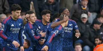 Skuad Arsenal merayakan gol Martin Zubimendi ke gawang Leeds United, Sabtu (31/01/2026). (c) AP Photo/Ian Hodgson