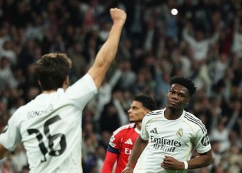 Real Madrid mengalahkan Benfica dalam babak playoff 16 besar Liga Champions. (REUTERS/Violeta Santos Moura)