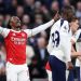 Eberechi Eze bantu Arsenal kokoh di puncak klasemen Liga Inggris. (REUTERS/David Klein)
