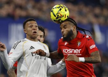 Real Madrid tersungkur di markas Osasuna dalam lanjutan Liga Spanyol. Foto: REUTERS/Vincent West