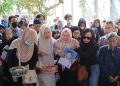 Muhammad Fahdly Arjasubrata, pelajar SMAN 5 Bandung yang diduga menjadi korban pengeroyokan di Jalan Cihampelas, dimakamkan dengan suasana haru di TPU Sirna Raga. (Uby/pasjabar)