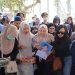 Muhammad Fahdly Arjasubrata, pelajar SMAN 5 Bandung yang diduga menjadi korban pengeroyokan di Jalan Cihampelas, dimakamkan dengan suasana haru di TPU Sirna Raga. (Uby/pasjabar)