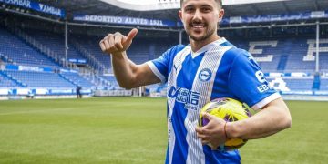 Timnas Malaysia mendapat suntikan kekuatan baru menjelang laga penting melawan Vietnam dalam lanjutan Kualifikasi Piala Asia 2027. Sosok itu adalah Facundo Garces, bek tangguh asal Argentina yang kini resmi dinaturalisasi dan siap memperkuat Timnas Malaysia.(TANGKAPAN LAYAR)