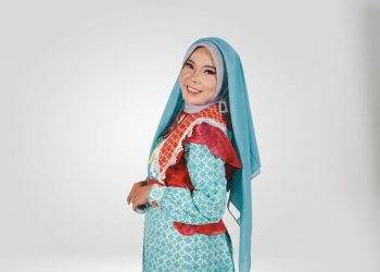 Dari Introvert ke Panggung Publik: Perjalanan Miss Via Menemukan Suara di Dunia Public Speaking