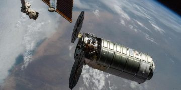 peluncuran roket SpaceX