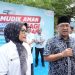 PT Bio Farma memberangkatkan 505 peserta mudik gratis 2026 menggunakan 11 unit bus ke Jawa Tengah dan Jawa Timur. Program ini dilepas langsung oleh Wali Kota Bandung, M. Farhan. (PT Bio Farma )