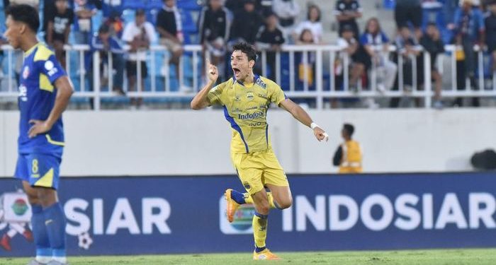 Pemain Persib Bandung, Federico Barba tak kesulitan menjalani liga di bulan Ramadan. (Persib)