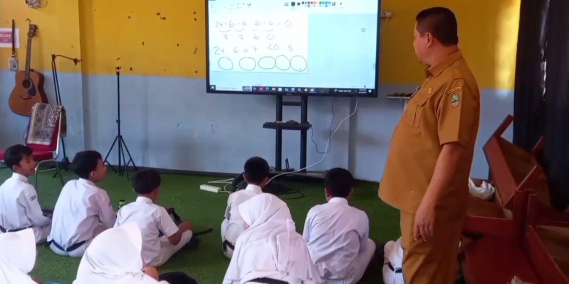 SDN Bunisari Ngamprah