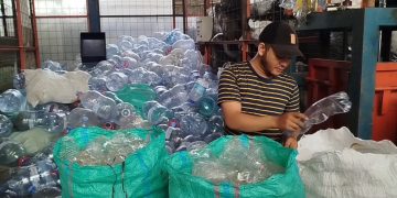 harga plastik