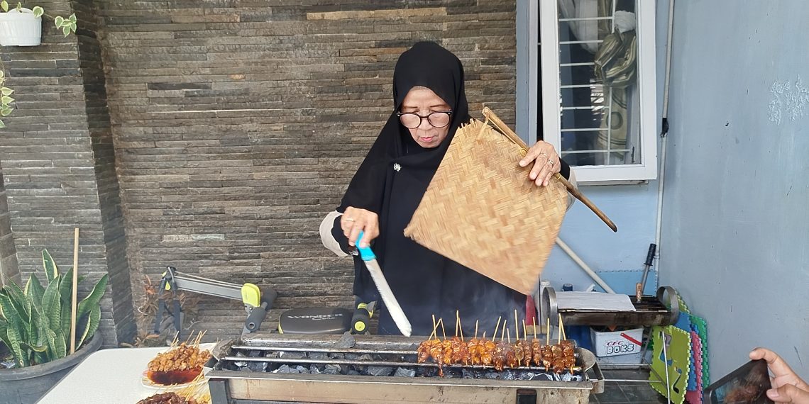 pedagang sate bandung