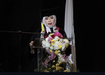 Prof. Dr. Neneng Yanti Khozanatu Lahpan, S.Ag., M.Hum, Ph.D.,