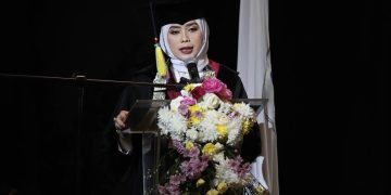 Prof. Dr. Neneng Yanti Khozanatu Lahpan, S.Ag., M.Hum, Ph.D.,