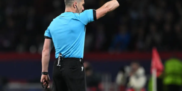 wasit asal Rumania, Istvan Kovacs. (Getty Images Sport)