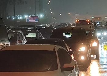 gerbang tol pasteur macet